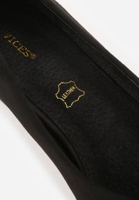 Born2be - Czarne Czółenka Balerinki Vices ze Szpiczastym Noskiem i Skórzaną Wkładką Falavesa. Okazja: na co dzień. Nosek buta: szpiczasty. Kolor: czarny. Materiał: skóra. Obcas: na obcasie. Styl: casual, elegancki. Wysokość obcasa: niski #8