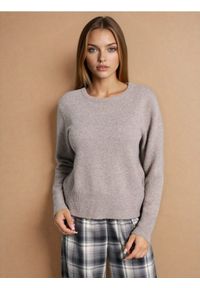 Sinsay - Sweter - brązowy. Kolor: brązowy