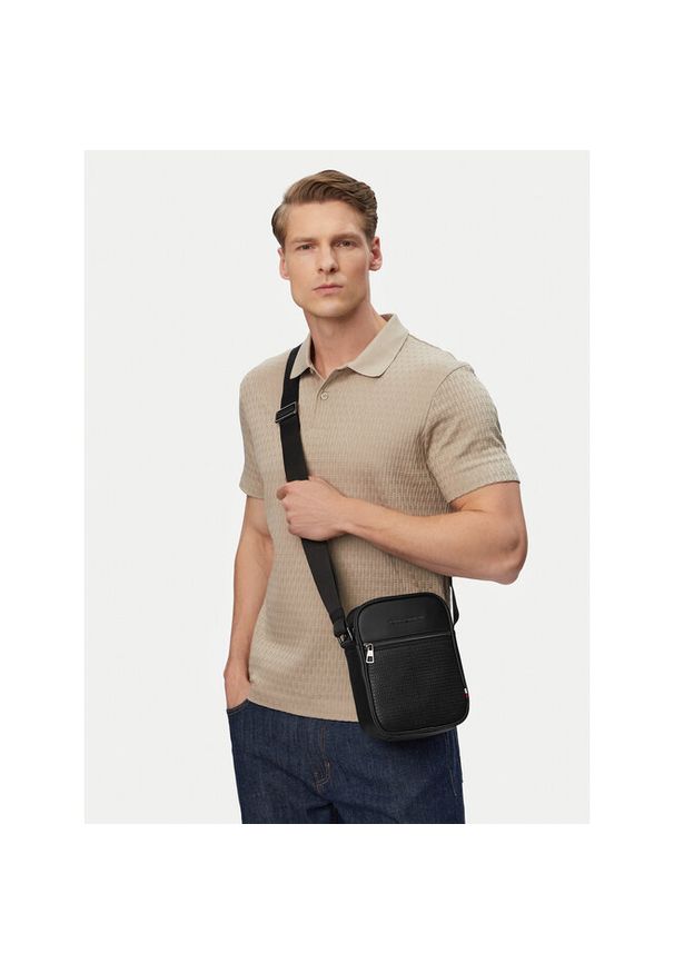 TOMMY HILFIGER - Saszetka Tommy Hilfiger. Kolor: czarny