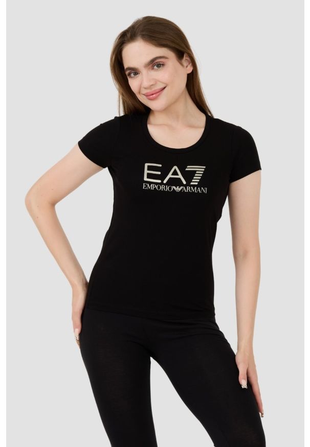 EA7 Emporio Armani - EA7 Czarny t-shirt ze srebrnym logo. Kolor: niebieski
