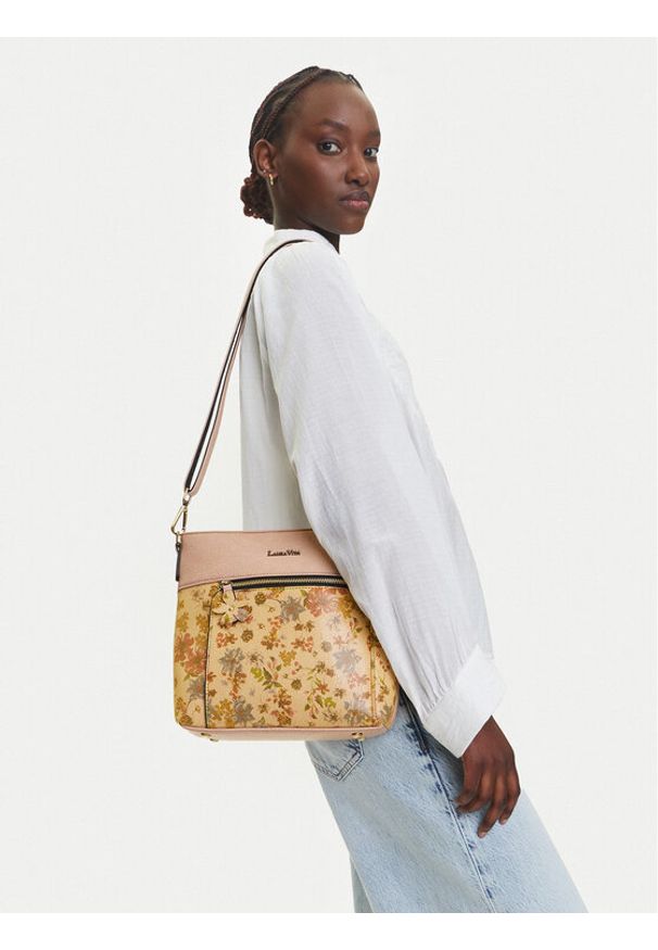 Laura Vita Torebka Adra 02 Brązowy. Kolor: brązowy. Materiał: skórzane