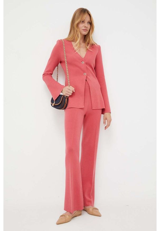TwinSet - Twinset spodnie damskie kolor różowy dzwony high waist. Stan: podwyższony. Kolor: różowy. Materiał: dzianina