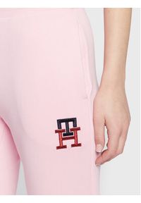 TOMMY HILFIGER - Tommy Hilfiger Spodnie dresowe Monogram Emb WW0WW37435 Różowy Regular Fit. Kolor: różowy. Materiał: bawełna, syntetyk #3