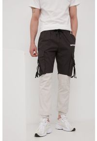 Sixth June spodnie bawełniane męskie kolor szary joggery. Kolor: szary. Materiał: bawełna. Wzór: nadruk