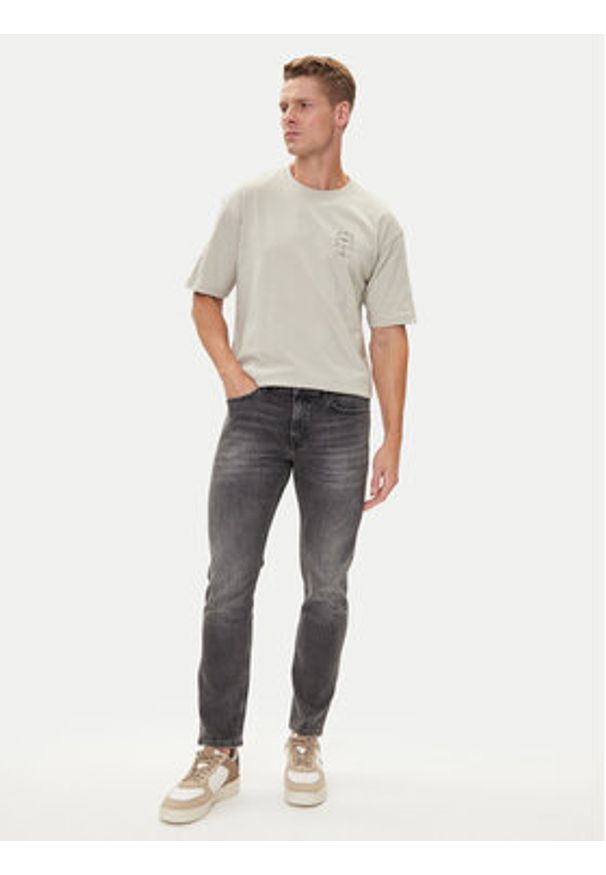 BOSS T-Shirt Te_Voyage 50546370 Beżowy Relaxed Fit. Kolor: beżowy. Materiał: bawełna