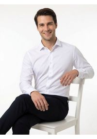 Delikatnie Taliowana Elegancka Koszula Męska - Victorio - Biała. Kolor: biały. Materiał: bawełna, elastan, poliester. Styl: elegancki #3