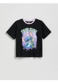 Reserved - T-shirt Lilo i Stitch - czarny. Kolor: czarny. Materiał: bawełna. Długość: krótkie #1