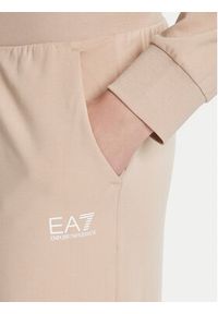 EA7 Emporio Armani Dres 7W000115 AF13135 U1046 Beżowy Regular Fit. Kolor: beżowy. Materiał: bawełna #3