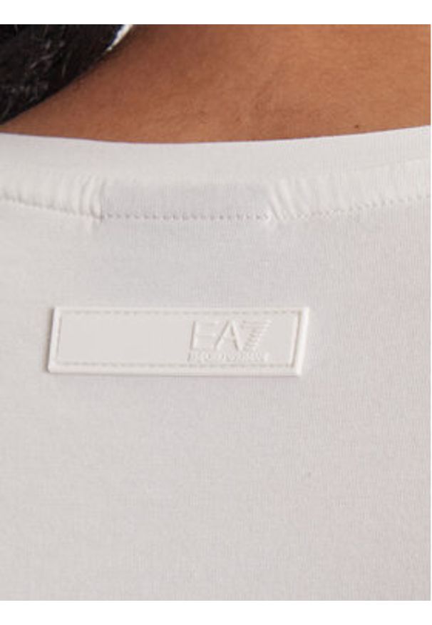 EA7 Emporio Armani T-Shirt 7W000492 AF10373 U0005 Écru Regular Fit. Materiał: bawełna