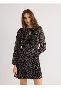 Reserved - Wzorzysta sukienka mini - wielobarwny. Materiał: tkanina. Długość: mini #1