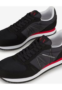 Armani Exchange - ARMANI EXCHANGE - Czarne sneakersy z logo. Zapięcie: sznurówki. Kolor: czarny. Materiał: guma. Szerokość cholewki: normalna