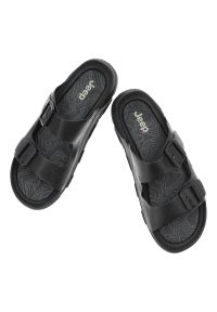 Czarne Klapki Jeep Wygodne Obuwie Męskie. Okazja: na co dzień. Kolor: czarny. Styl: casual, klasyczny, sportowy #6