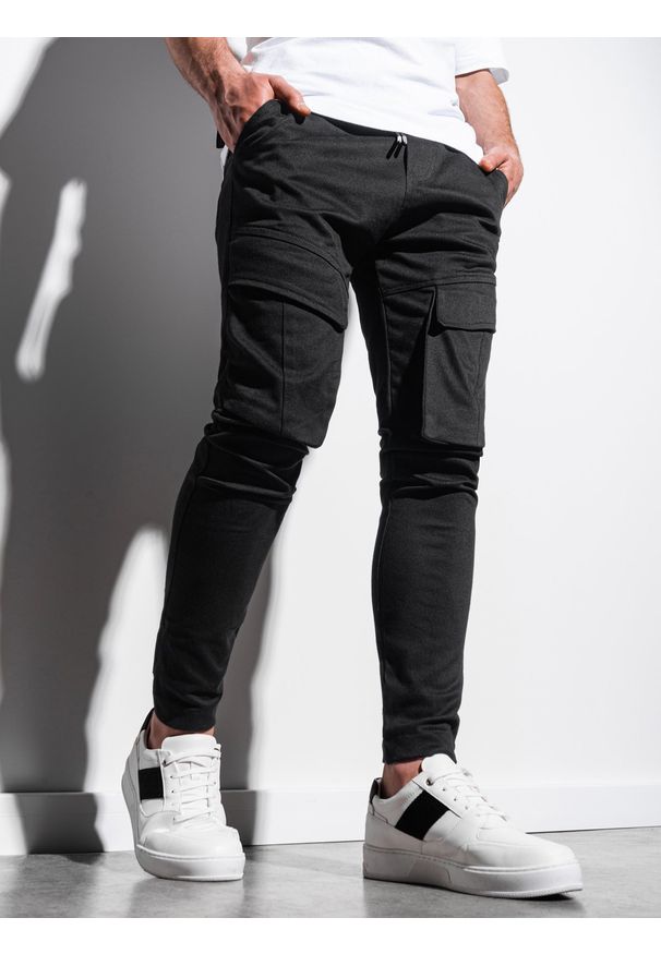 Ombre Clothing - Spodnie męskie joggery P999 - czarne - M. Kolor: czarny. Materiał: bawełna, elastan. Wzór: aplikacja