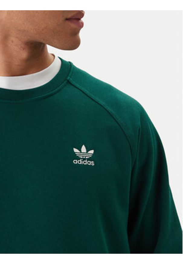 Adidas - adidas Bluza Trefoil Essentials KD1319 Zielony Regular Fit. Kolor: zielony. Materiał: bawełna