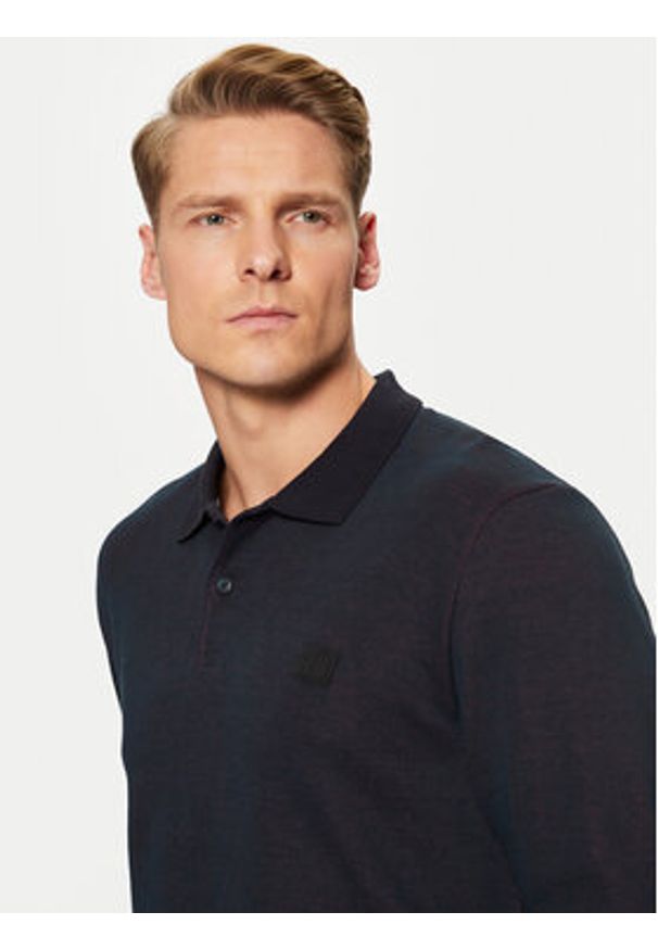 s.Oliver Polo 2153475 Granatowy Regular Fit. Typ kołnierza: polo. Kolor: niebieski. Materiał: bawełna
