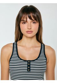 Big-Star - Sukienka damska w białe paski granatowa Yunna 403. Kolor: niebieski. Materiał: materiał, dzianina. Długość rękawa: na ramiączkach. Wzór: paski. Typ sukienki: dopasowane #4