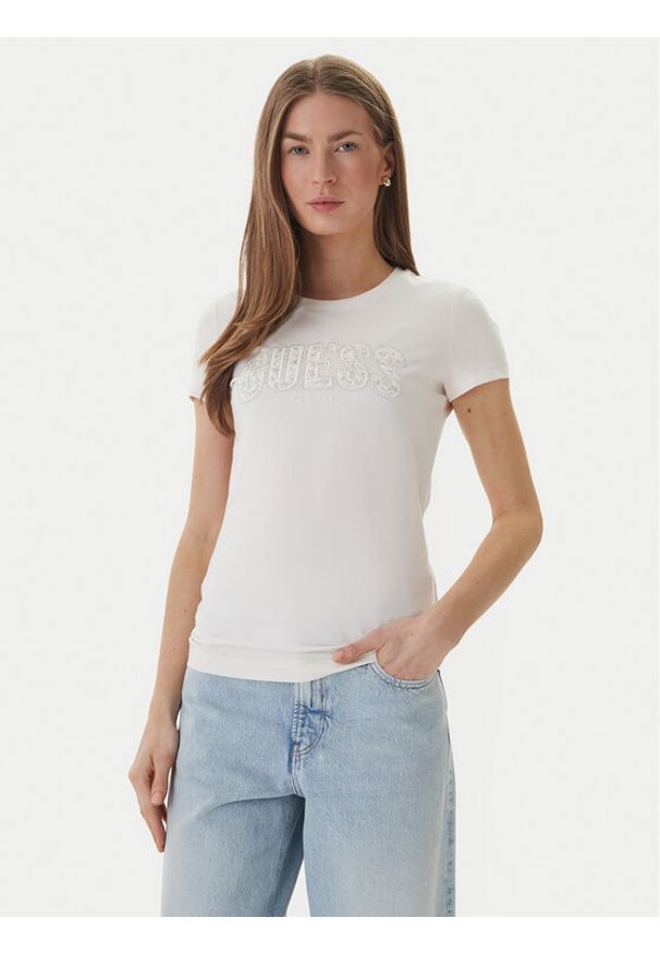 Guess T-Shirt W5GI04 J1314 Biały Slim Fit. Kolor: biały. Materiał: bawełna