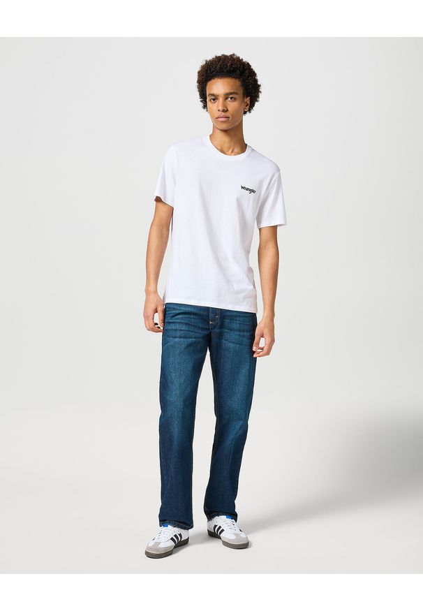 Męskie Spodnie Jeansowe Wrangler Relaxed Fit Blackened Indigo 112352957. Okazja: na co dzień, do pracy. Styl: klasyczny, casual, elegancki