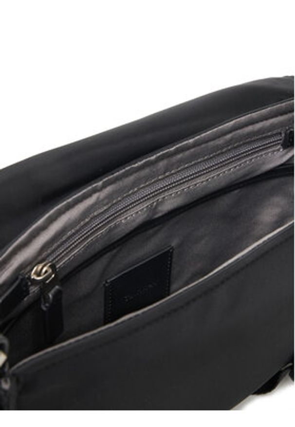Calvin Klein Torba Sleek Small Messenger LV04D3147G Czarny. Kolor: czarny. Materiał: materiał
