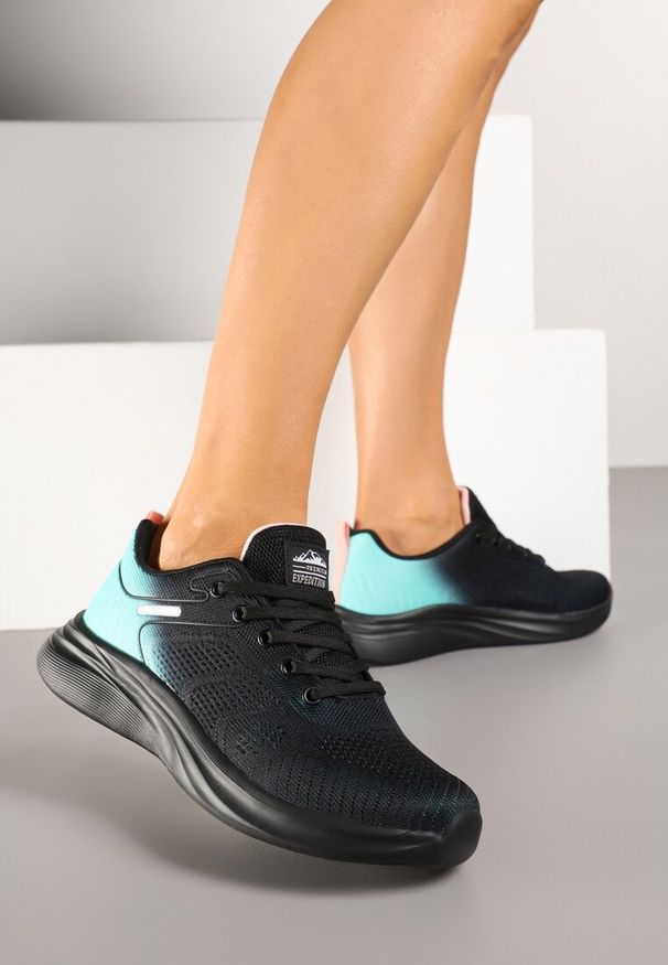 Born2be - Czarno-Miętowe Buty Sportowe na Piankowej Podeszwie Zdobione Efektem Ombre Elanelis. Okazja: na co dzień. Nosek buta: okrągły. Kolor: czarny. Materiał: jeans, materiał. Wzór: aplikacja. Sezon: wiosna, lato