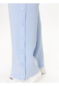 Guess Spodnie dresowe V3YB03 K7UW2 Niebieski Regular Fit. Kolor: niebieski. Materiał: dresówka, wiskoza #3
