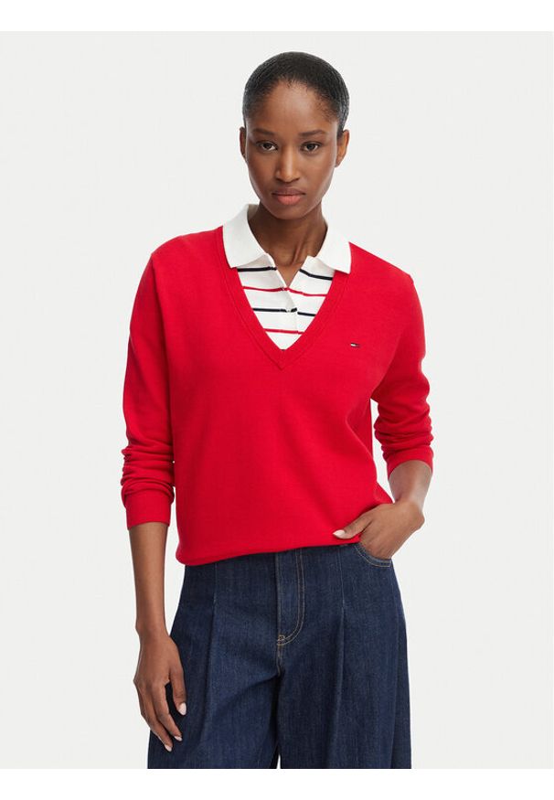Tommy Jeans Sweter Essential DW0DW19888 Czerwony Regular Fit. Kolor: czerwony. Materiał: bawełna