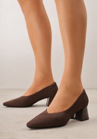 Renee - Brązowe Czółenka VICES na Niskim Obcasie z Elastycznej Dzianiny z Amortyzującą Wkładką Zaehira. Nosek buta: szpiczasty. Kolor: brązowy. Materiał: dzianina. Szerokość cholewki: normalna. Obcas: na obcasie. Wysokość obcasa: niski #3