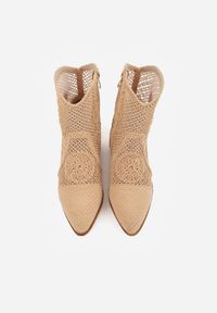 Renee - Ciemnobeżowe Botki Kowbojki VICES na Niskim Stożku z Ażurową Cholewką Azinessa. Okazja: na co dzień. Kolor: beżowy. Materiał: zamsz, jeans. Szerokość cholewki: normalna. Wzór: ażurowy. Obcas: na stożku. Styl: casual. Wysokość obcasa: niski #8