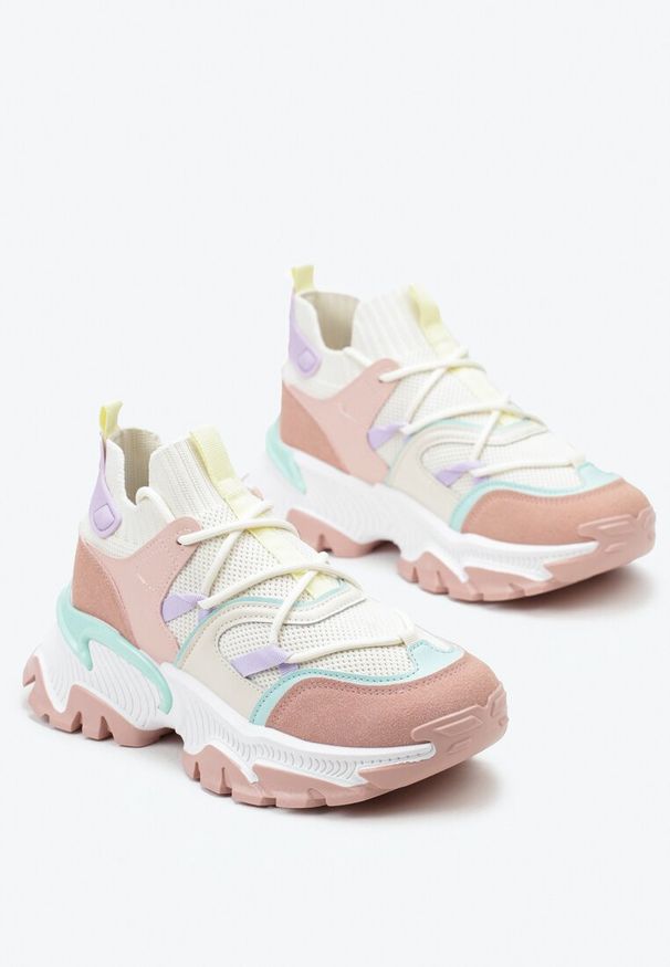 Born2be - Różowe Wsuwane Sneakersy z Elastyczną Cholewką i Ozdobnymi Wstawkami Ihiannon. Zapięcie: bez zapięcia. Kolor: różowy. Materiał: bawełna, jeans. Szerokość cholewki: normalna. Obcas: na płaskiej podeszwie
