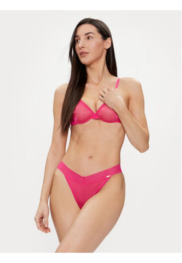 Gossard Stringi Glossies 6256 Różowy. Kolor: różowy. Materiał: syntetyk
