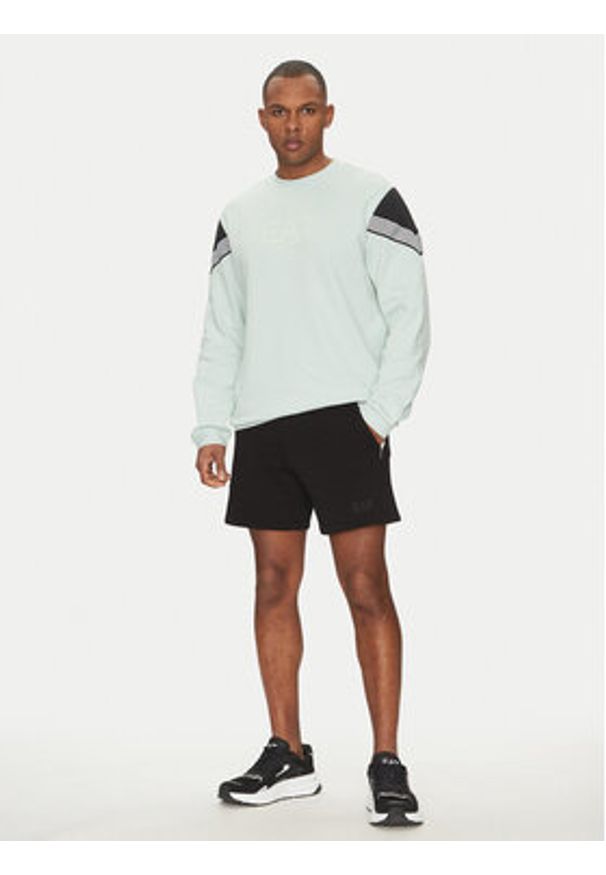 EA7 Emporio Armani Szorty materiałowe 7M000269 AF12451 UC001 Czarny Regular Fit. Kolor: czarny. Materiał: bawełna