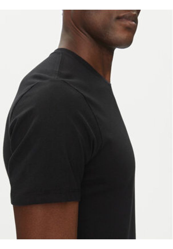 Levi's® T-Shirt Original Tee 56605-0009 Czarny Regular Fit. Kolor: czarny. Materiał: bawełna