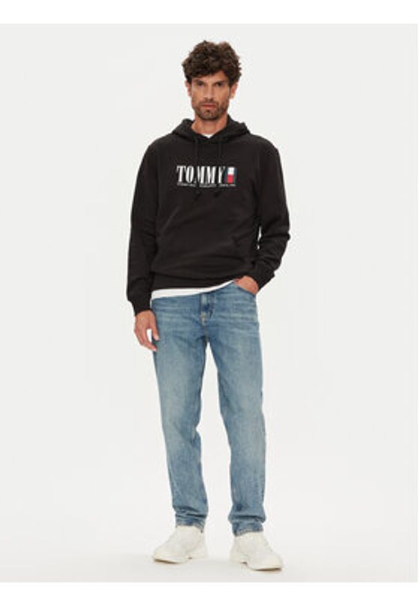 Tommy Jeans Bluza Dna Graphic DM0DM22144 Czarny Regular Fit. Kolor: czarny. Materiał: bawełna