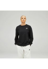 Bluza unisex New Balance UT21501BK – czarna. Okazja: na co dzień. Kolor: czarny. Materiał: dzianina, materiał, bawełna. Wzór: napisy, haft. Styl: casual, klasyczny #1