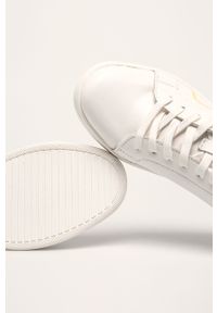Calvin Klein - Buty skórzane. Zapięcie: sznurówki. Kolor: biały. Materiał: skóra. Szerokość cholewki: normalna. Obcas: na obcasie. Wysokość obcasa: średni #3