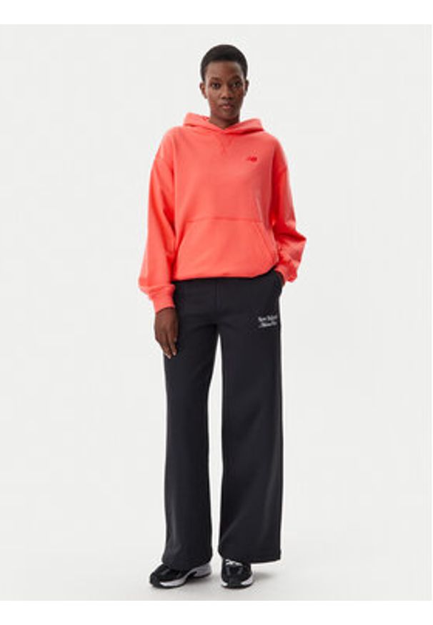 New Balance Bluza WT41537 Pomarańczowy Relaxed Fit. Kolor: pomarańczowy. Materiał: bawełna