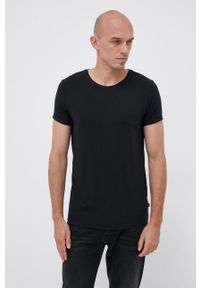 Resteröds T-shirt męski kolor czarny gładki. Okazja: na co dzień. Kolor: czarny. Materiał: dzianina, włókno. Wzór: gładki. Styl: casual