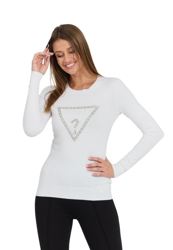 Guess - GUESS Biały damski sweter Rylie Triangle z dużym logo, Rozmiar S. Kolor: biały. Materiał: wiskoza, materiał, elastan, poliester. Długość rękawa: długi rękaw. Długość: długie. Styl: elegancki, klasyczny