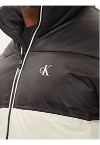 Calvin Klein Jeans Kurtka zimowa J30J325584 Écru Regular Fit. Materiał: syntetyk. Sezon: zima #3