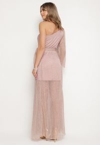 Born2be - Różowa Sukienka o Asymetrycznym Kroju Zdobiona Metaliczną Nicią Afellia. Kolor: różowy. Długość rękawa: długi rękaw. Wzór: aplikacja. Typ sukienki: asymetryczne. Styl: klasyczny, elegancki #7