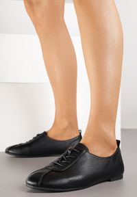 Born2be - Czarne Półbuty w Sportowym Stylu ze Sznurowaną Cholewką Anarette. Okazja: na co dzień. Kolor: czarny. Materiał: jeans. Szerokość cholewki: normalna. Styl: sportowy