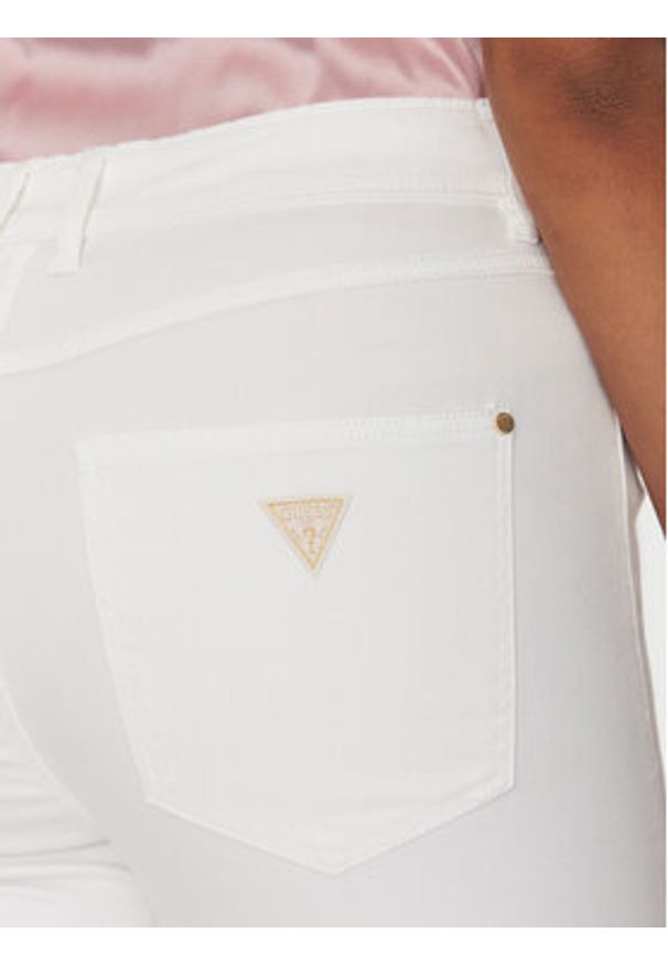 Guess Jeansy W5GA91 W93CM Biały Skinny Fit. Kolor: biały