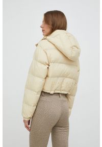 Pinko kurtka damska kolor czarny zimowa oversize. Kolor: beżowy. Materiał: syntetyk. Sezon: zima #6