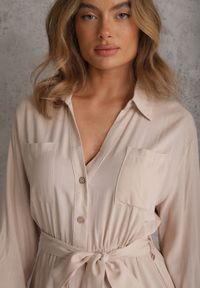 Renee - Beżowa Koszulowa Sukienka z Bawełny z Wiązanym Paskiem i Podpinanymi Rękawami Cesela. Okazja: na co dzień. Kolor: beżowy. Materiał: bawełna. Typ sukienki: koszulowe. Styl: boho, casual #7