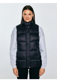 Big-Star - Kamizelka damska pikowana czarna Pixana 906. Kolor: czarny. Materiał: jeans. Długość: krótkie. Wzór: kolorowy. Sezon: jesień. Styl: sportowy, klasyczny, elegancki #4