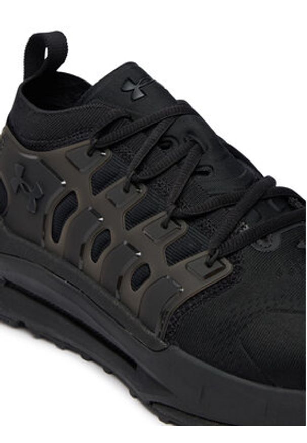 Under Armour Sneakersy UA Phantom X 6007183 008 Czarny. Kolor: czarny. Materiał: materiał