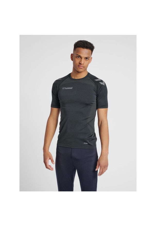 Jersey Hummel hmlAUTHENTIC Seamless Pro. Kolor: wielokolorowy, szary, brązowy. Materiał: jersey. Sport: fitness
