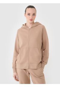 4f - 4F Bluza dresowa rozpinana z kapturem damska - beżowa S. Okazja: na co dzień. Typ kołnierza: kaptur. Kolor: beżowy. Materiał: dresówka. Długość rękawa: raglanowy rękaw. Wzór: gładki, ze splotem. Styl: casual, sportowy #1