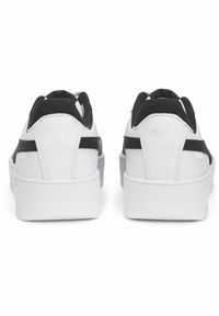 Buty do chodzenia damskie Puma Carina Street. Okazja: na co dzień. Kolor: biały, wielokolorowy, czarny, szary. Materiał: materiał, syntetyk. Obcas: na platformie. Sport: turystyka piesza