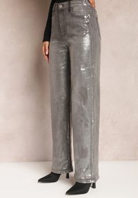 Renee - Szare Bawełniane Spodnie z Metalicznym Połyskiem z Szerokimi Nogawkami i Przetarciami Halewani. Kolor: szary. Materiał: bawełna #2